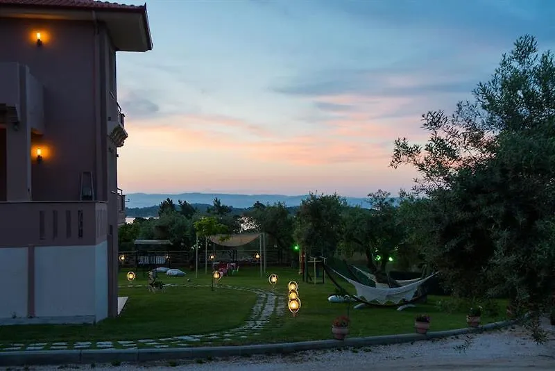Aroma Hotel Vourvourou 2*,